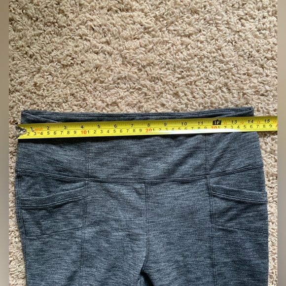 Grey Athleta Leggings, Size M - Picture 12 of 15